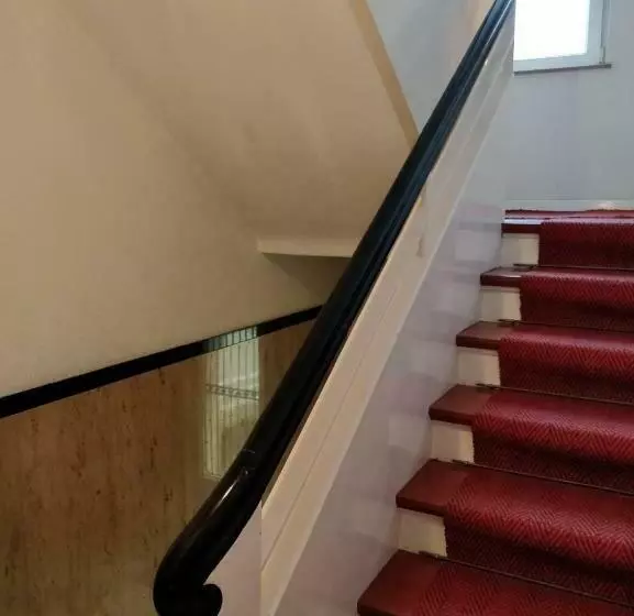 ペンション Einzel Apartment Düsseldorf Oberkassel