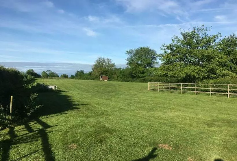 Majatalo The Stables Kings Ripton