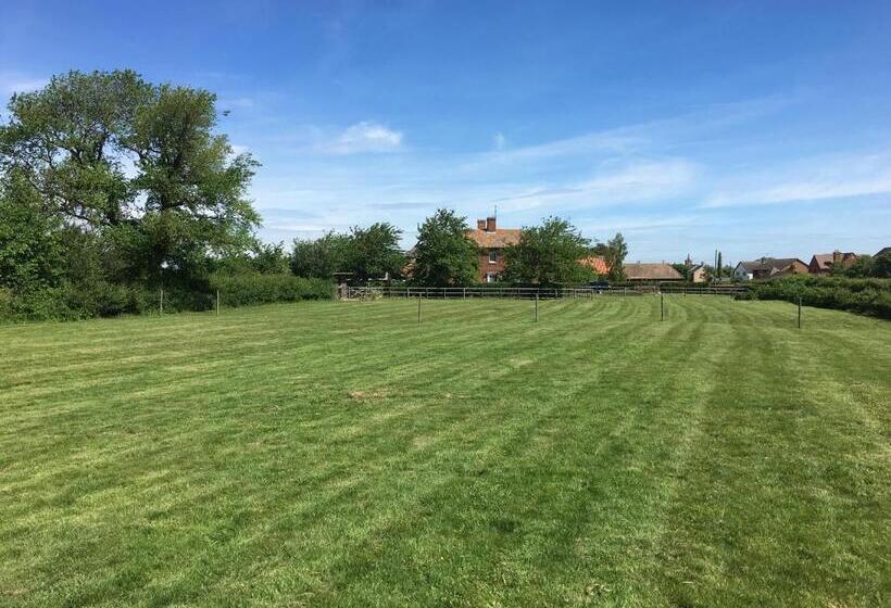 Majatalo The Stables Kings Ripton