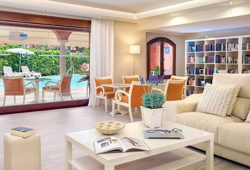 Apartamentos Ambassador