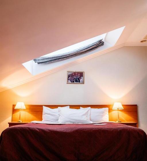 Hotel Azimut  Uglich