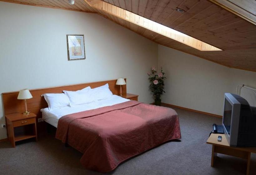 Hotel Azimut  Uglich