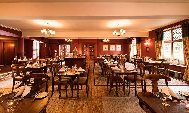 Отель Balmoral Arms