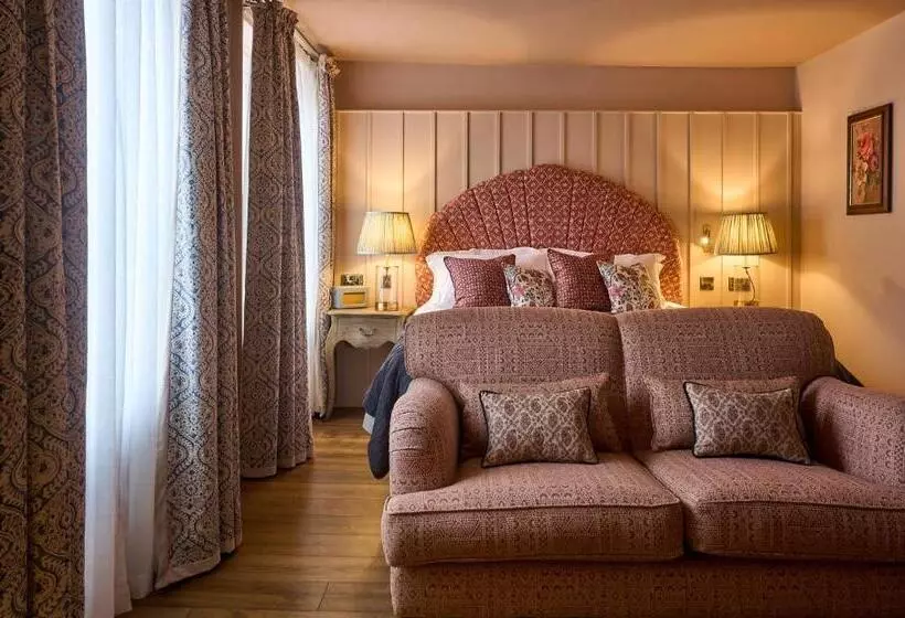 Отель The Ropemaker A Heartwood Inn