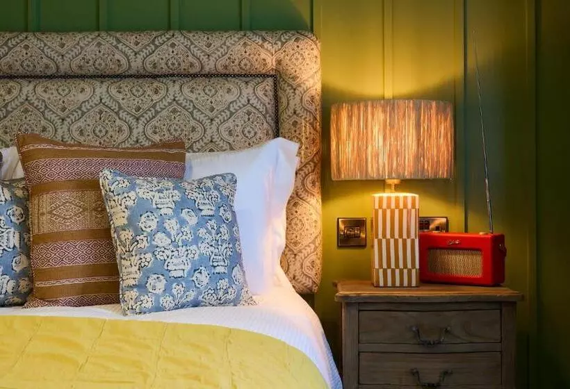 Отель The Ropemaker A Heartwood Inn