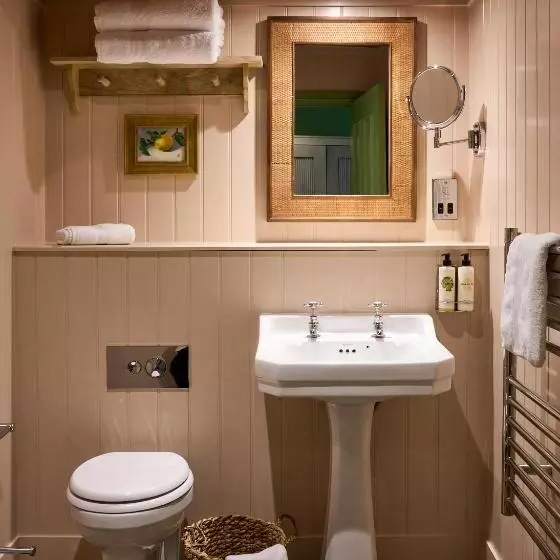 Отель The Ropemaker A Heartwood Inn