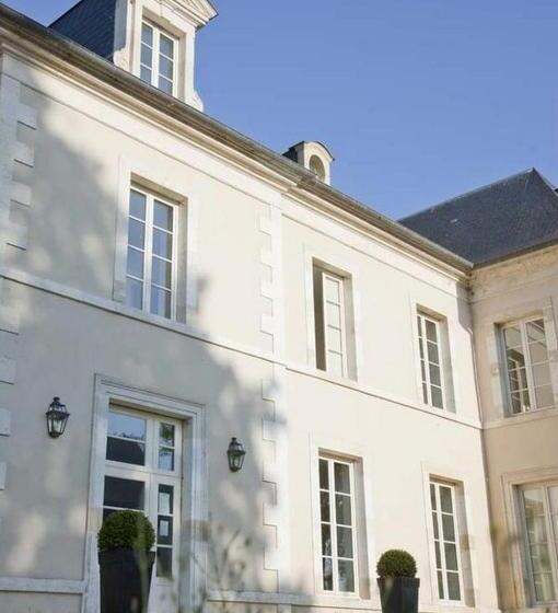 בית מלון כפרי Château De Lazenay   Résidence Hôtelière