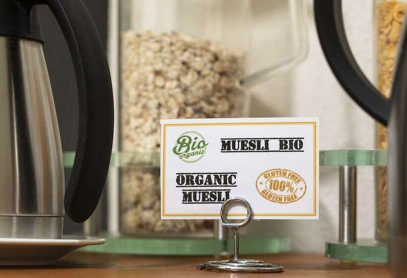 هتل D Aragon   Place De La Comédie