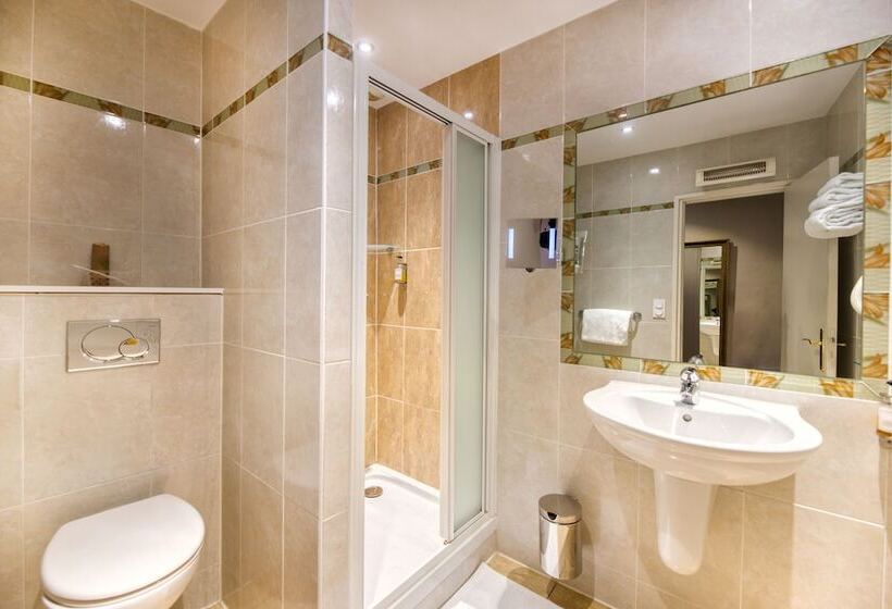 هتل D Aragon   Place De La Comédie