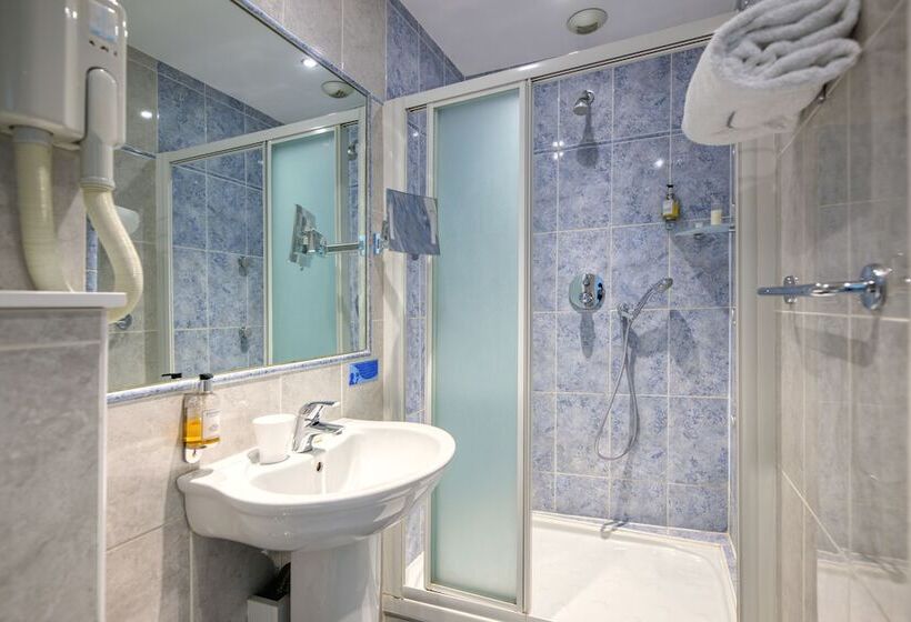 هتل D Aragon   Place De La Comédie