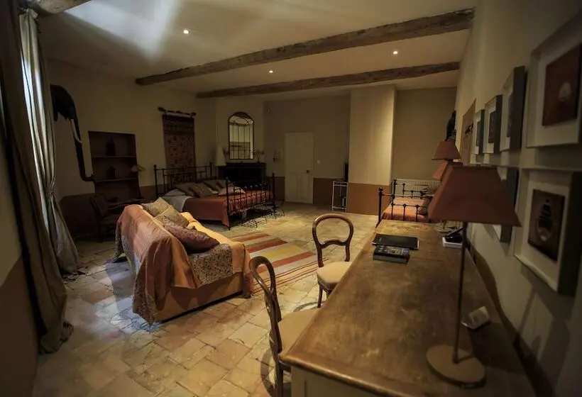 ホテル Domaine Des Escaunes