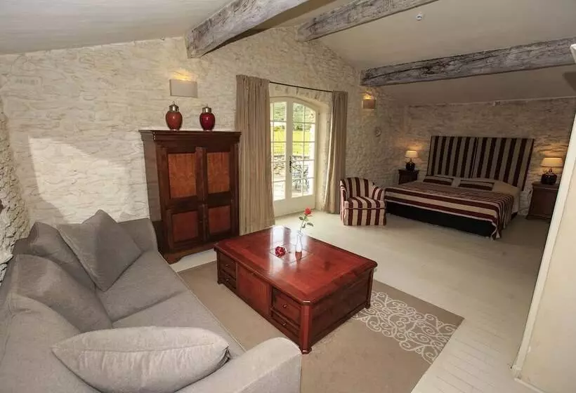 ホテル Domaine Des Escaunes