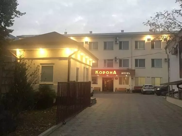 酒店 Korona