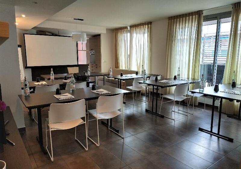 Royal Antibes   Luxury Hotel, Résidence, Beach & Spa