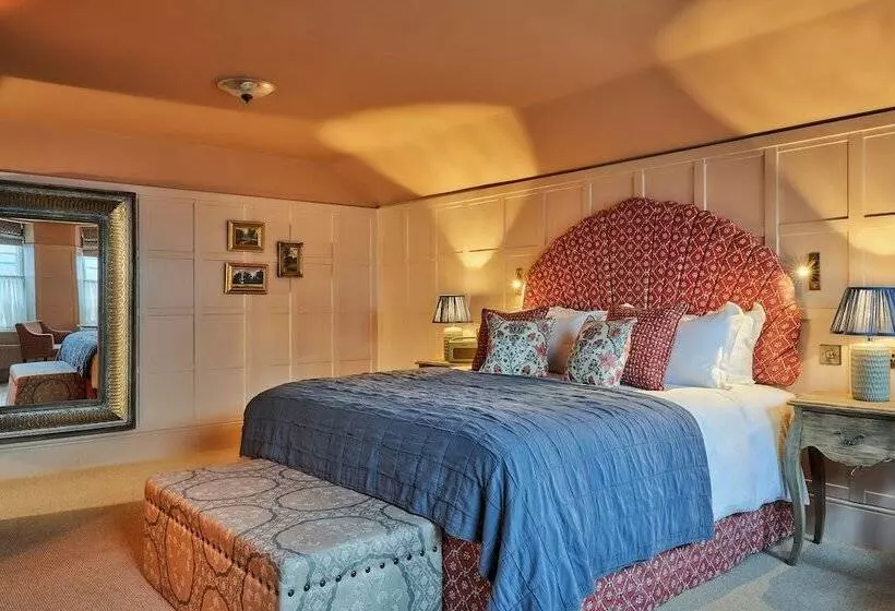 Отель The Ropemaker A Heartwood Inn