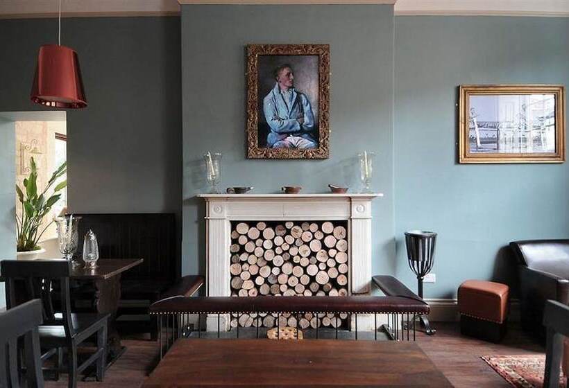 Отель The William Cecil