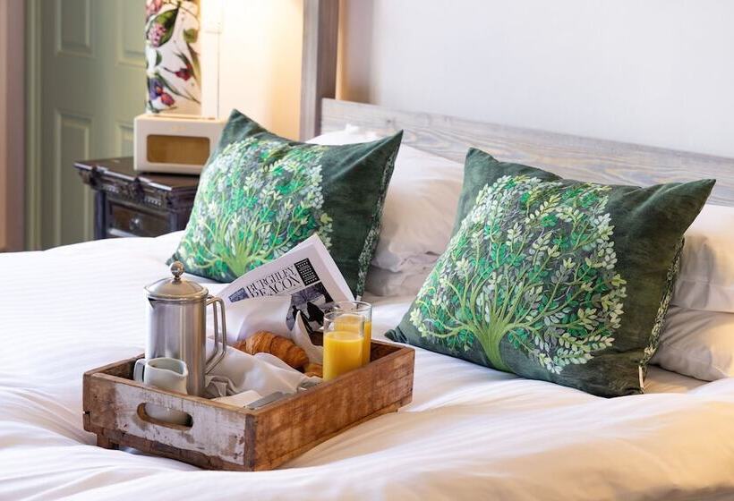 Отель The William Cecil