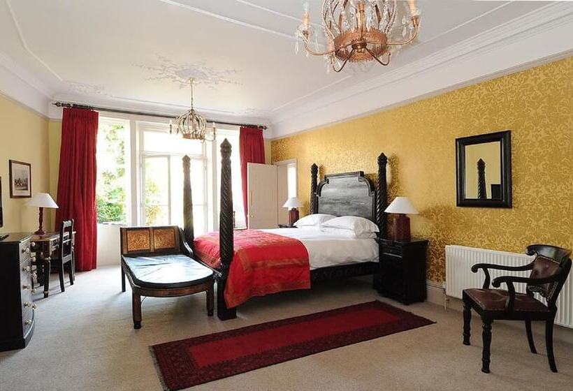 Отель The William Cecil