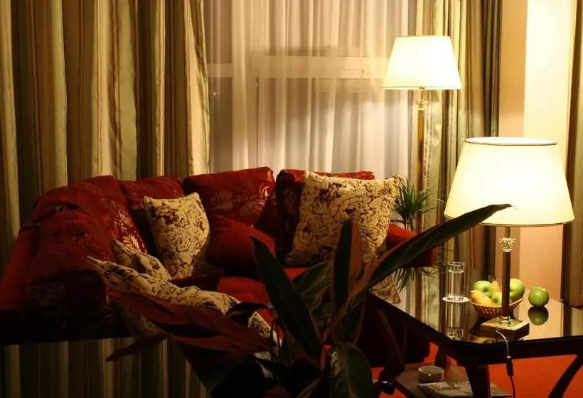 Отель Sheremetev Park