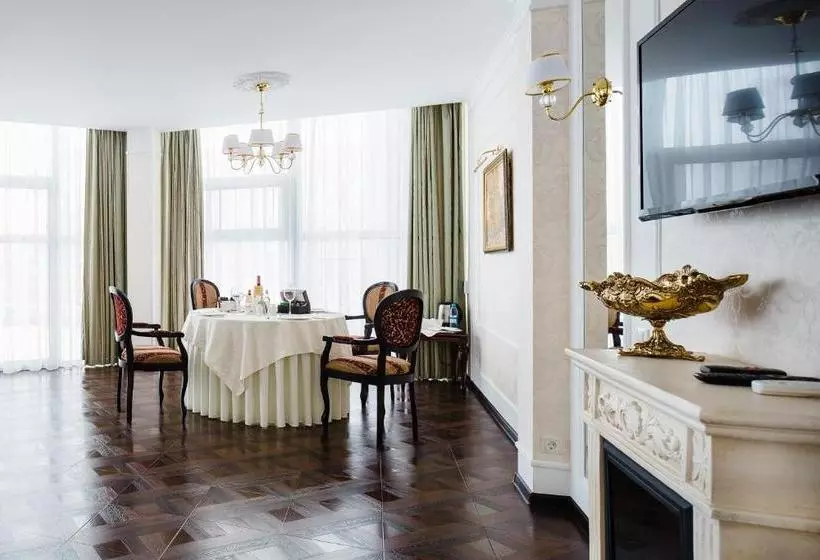 Отель Sheremetev Park