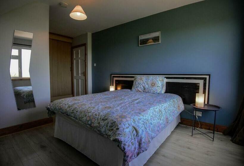 مبيت وإفطار Bluetit Lodge