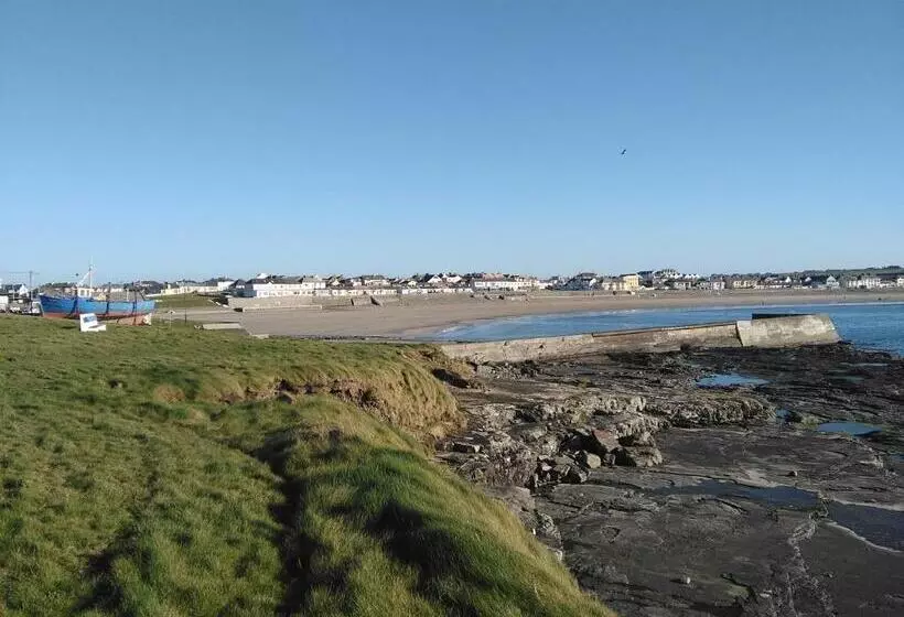 ベッドアンドブレックファースト Bluetit Lodge