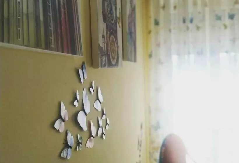 Aamiaismajoitus (B&B) Butterfly Room