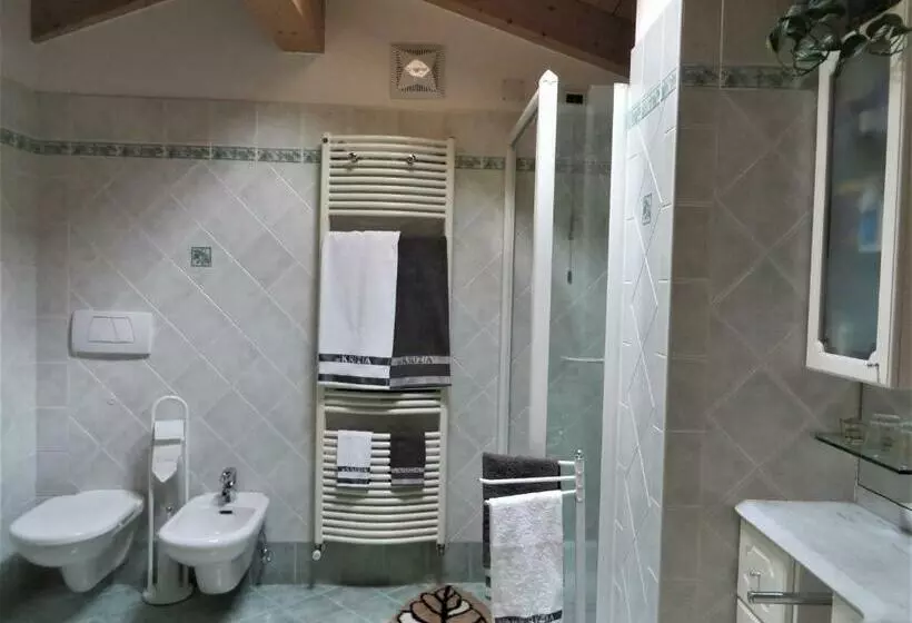 ベッドアンドブレックファースト La Cesura