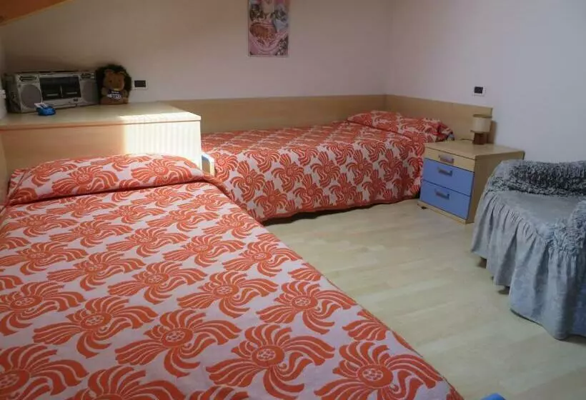 ベッドアンドブレックファースト La Cesura