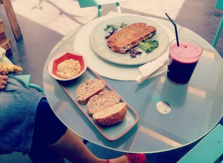 Casa Do Pátio  Bed & Breakfast  City Center