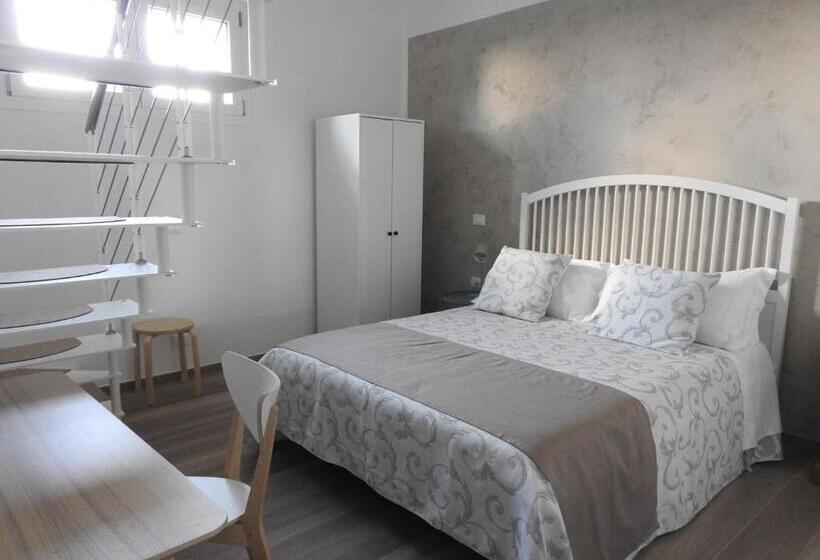 پانسیون Ca  Mira   Room&breakfast