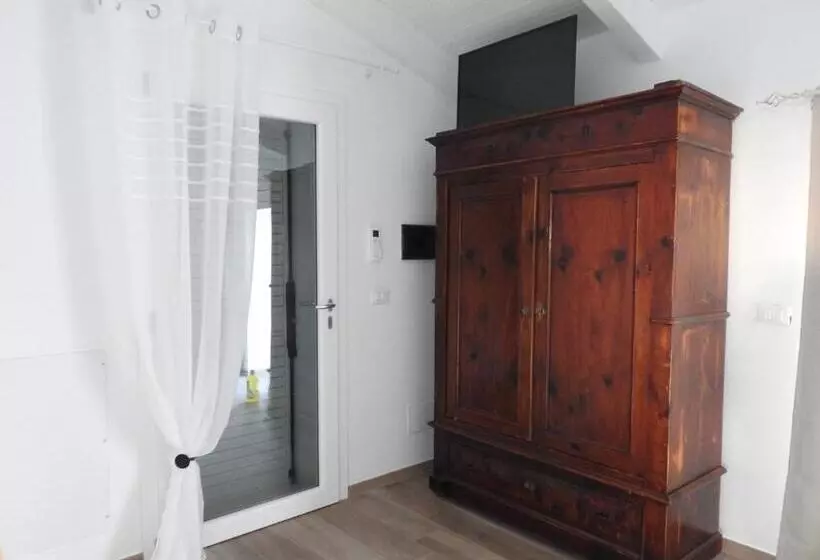 پانسیون Ca  Mira   Room&breakfast