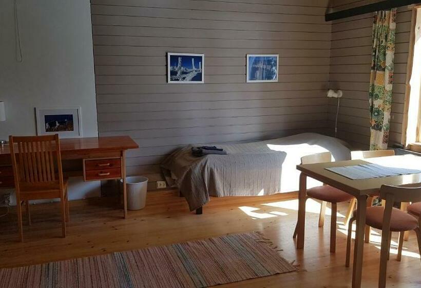 ユースホステル Keimiölahen Maja