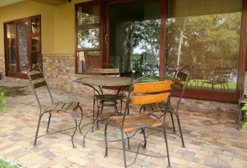 Bed and Breakfast Boschenvaal Villa   River Lodge