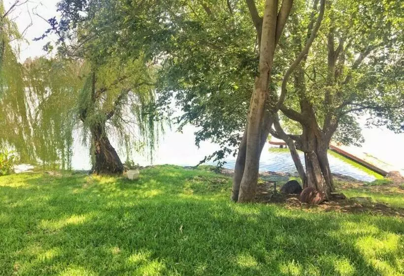 ベッドアンドブレックファースト Boschenvaal Villa River Lodge