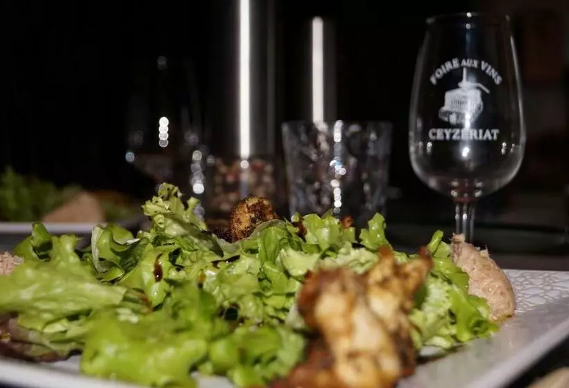 Aamiaismajoitus (B&B) Chambre D’hôtes La Jument Grise