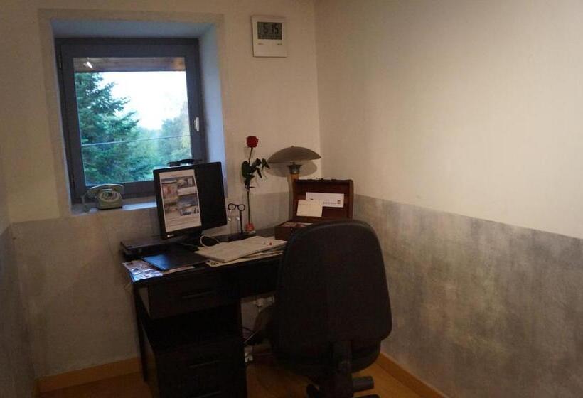 צימר Chambre D’hôtes La Jument Grise