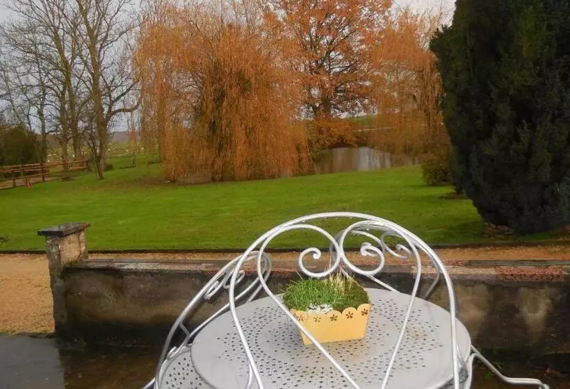 Aamiaismajoitus (B&B) Chambre D’hôtes La Jument Grise