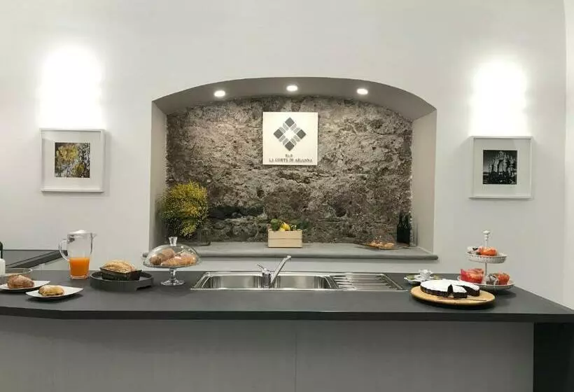 Aamiaismajoitus (B&B) La Corte Di Arianna