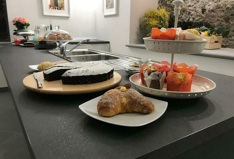 تختخواب و صبحانه La Corte Di Arianna