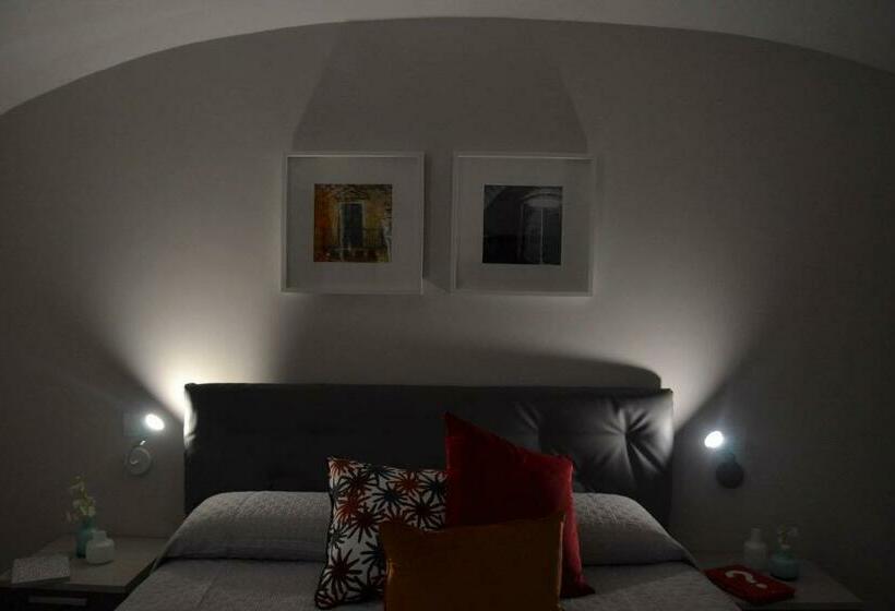 تختخواب و صبحانه La Corte Di Arianna