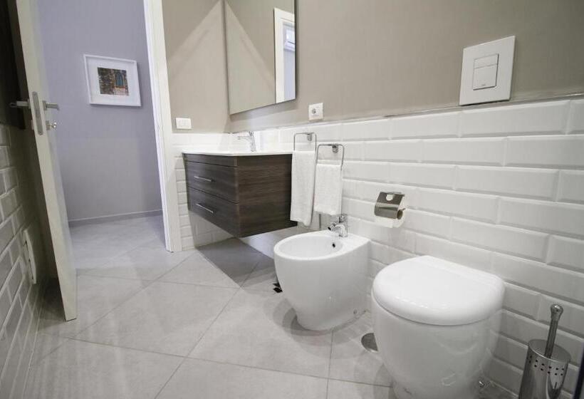 تختخواب و صبحانه La Corte Di Arianna