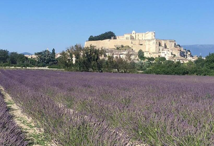 민박 Le Mas Du Pigeonnier
