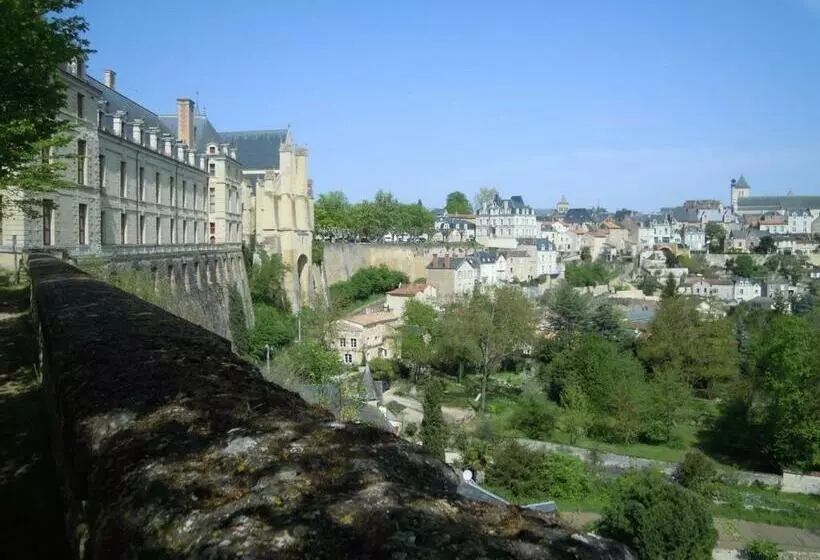Aamiaismajoitus (B&B) Moulin De L Abbesse