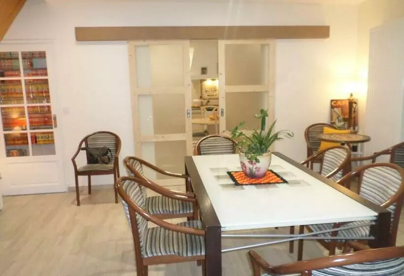 Aamiaismajoitus (B&B) Moulin De L Abbesse