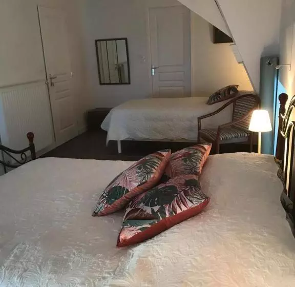 Aamiaismajoitus (B&B) Moulin De L Abbesse