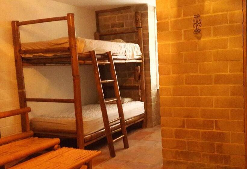 هتل Hospedaje Totalmanik