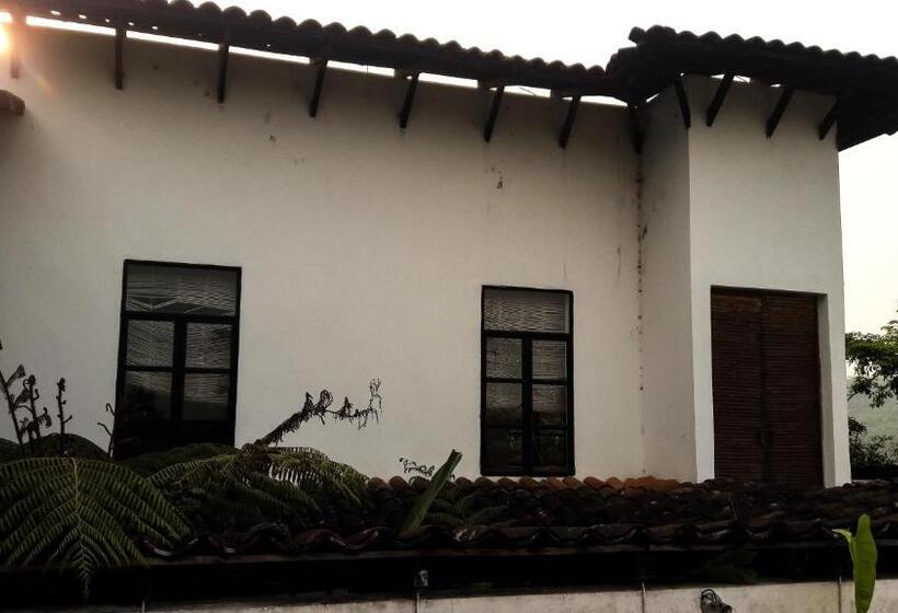 هتل Hospedaje Totalmanik