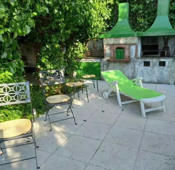 L Oleandro Sul Lago D Iseo B&b