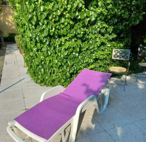 L Oleandro Sul Lago D Iseo B&b